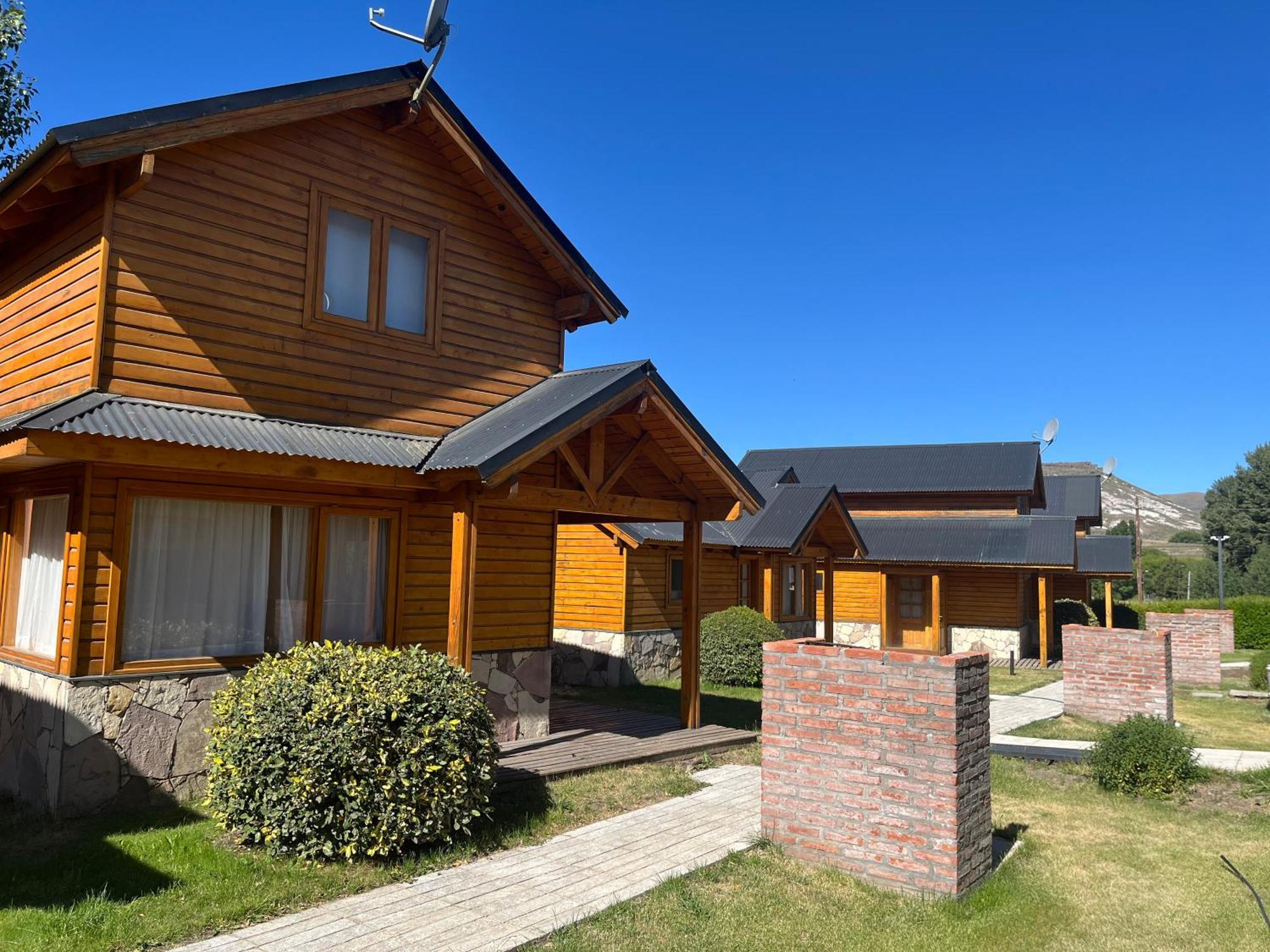 Complejo Hotelero Illihue - Cabanas & Hosteria Junín de los Andes Exterior foto
